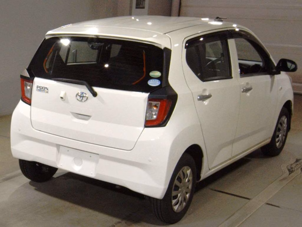 TOYOTA PIXIS EPOCH