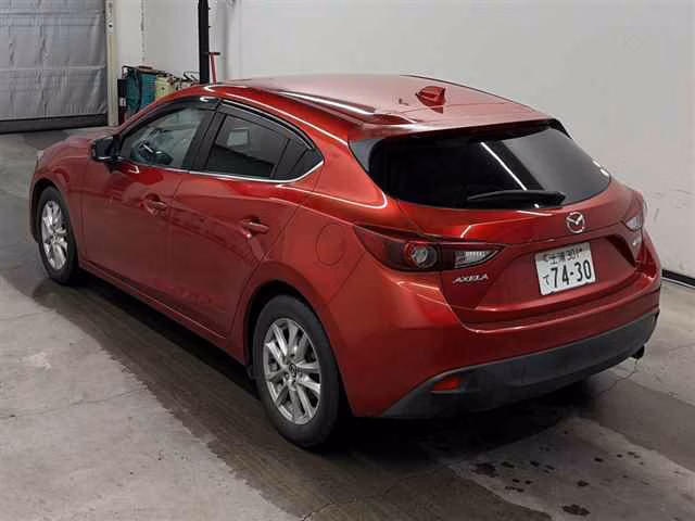 MAZDA AXELA