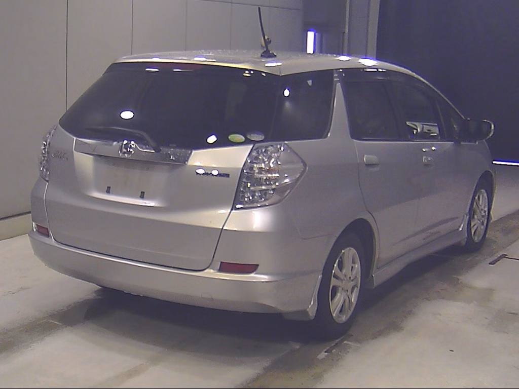 HONDA FIT SHUTTLE