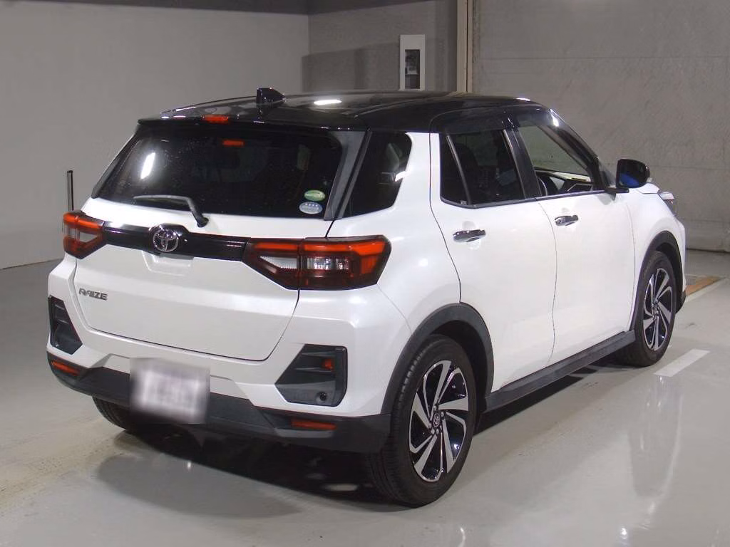 TOYOTA RAIZE