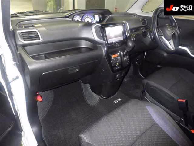 MITSUBISHI DELICA D:2