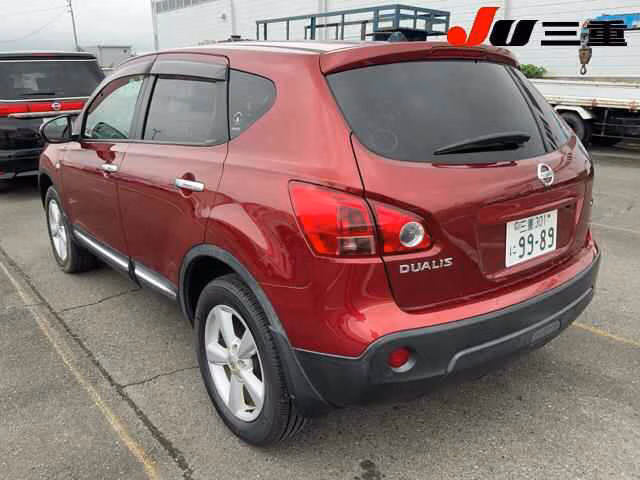 NISSAN DUALIS