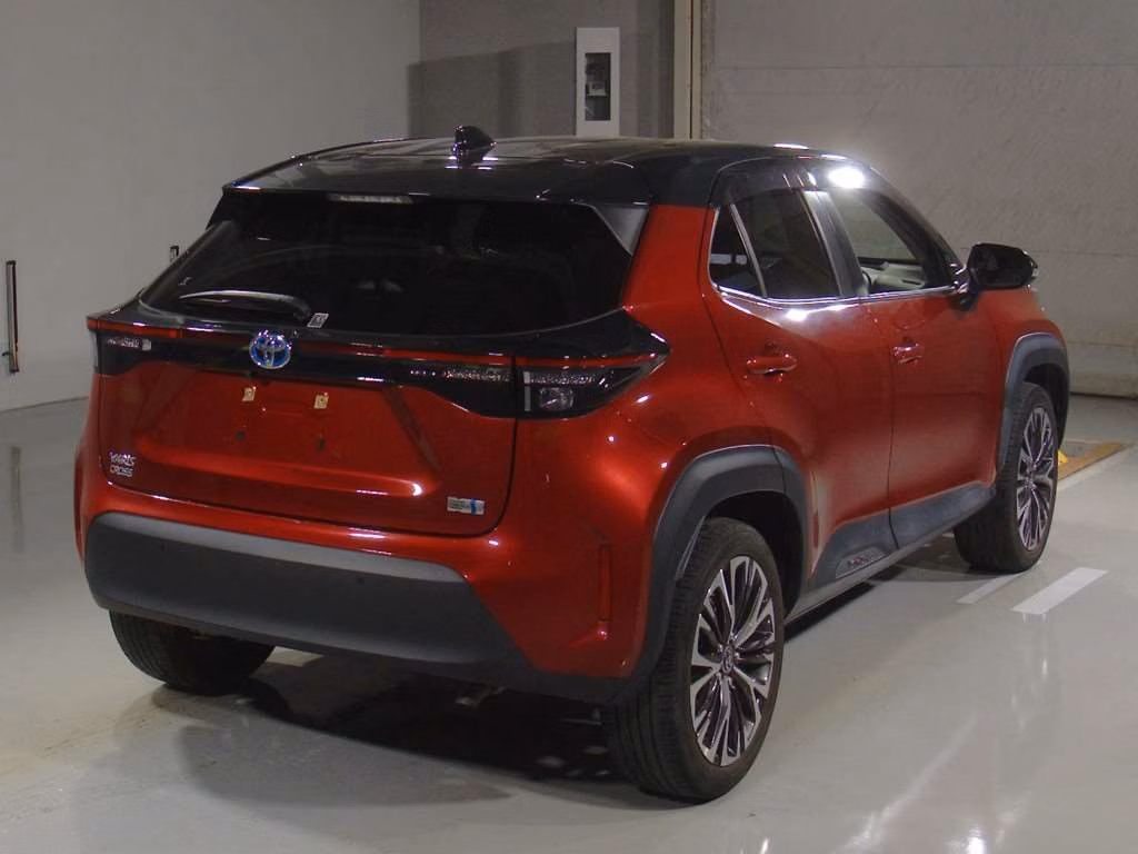 TOYOTA YARIS CROSS