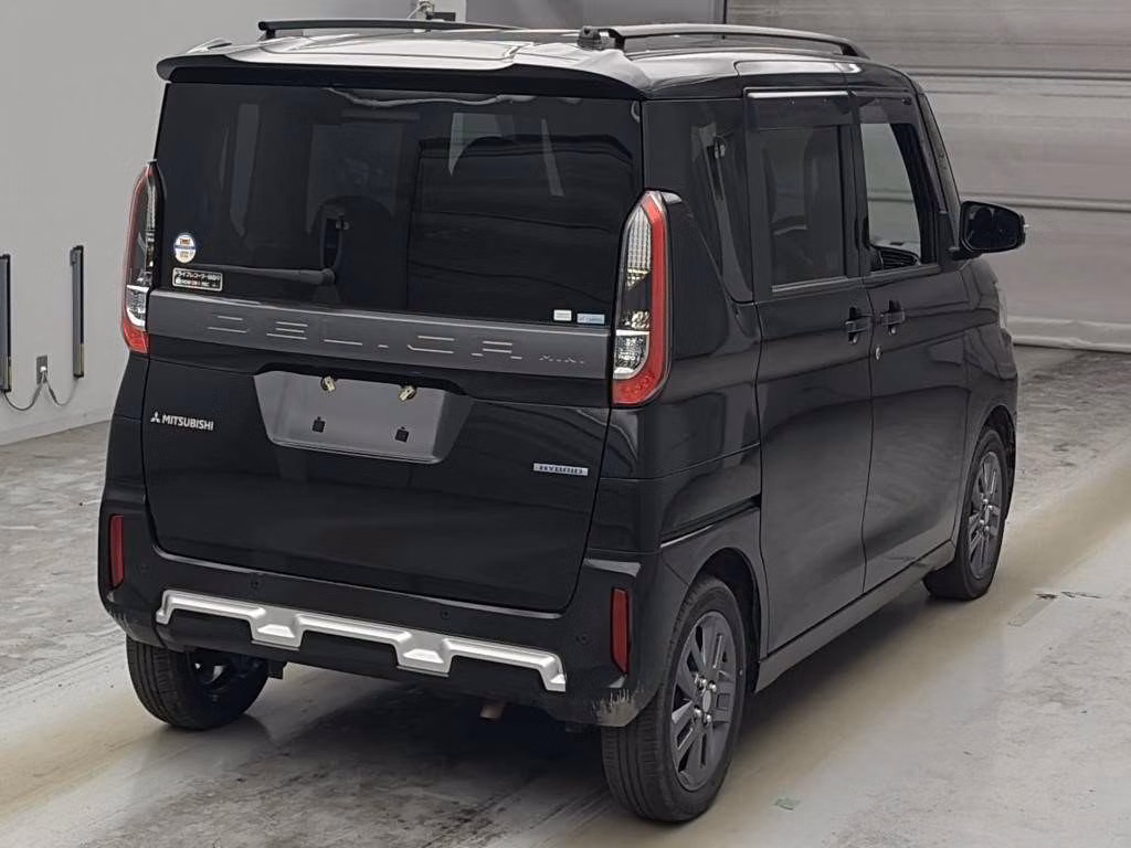 MITSUBISHI DELICA MINI
