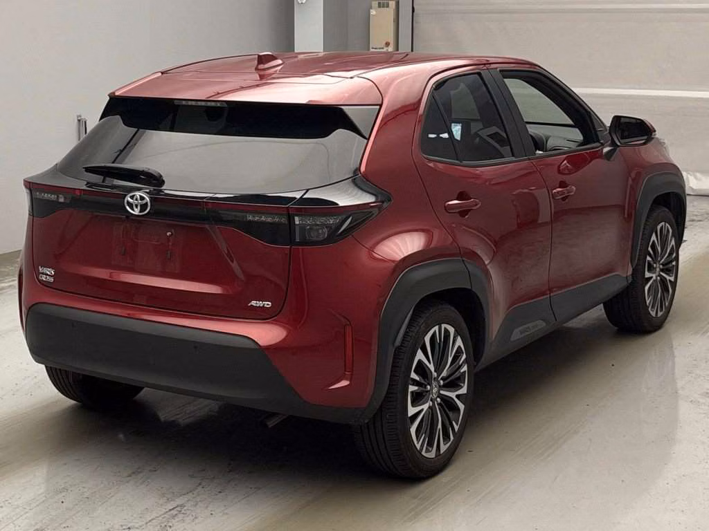 TOYOTA YARIS CROSS