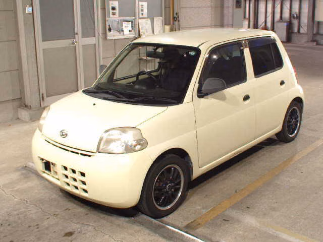 DAIHATSU ESSE