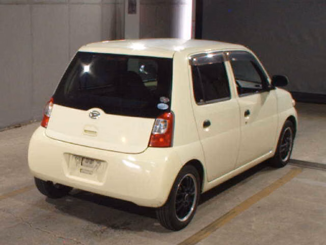 DAIHATSU ESSE