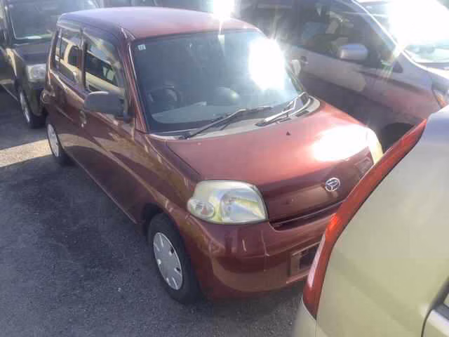 DAIHATSU ESSE