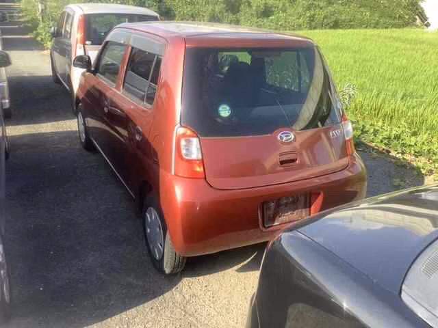 DAIHATSU ESSE