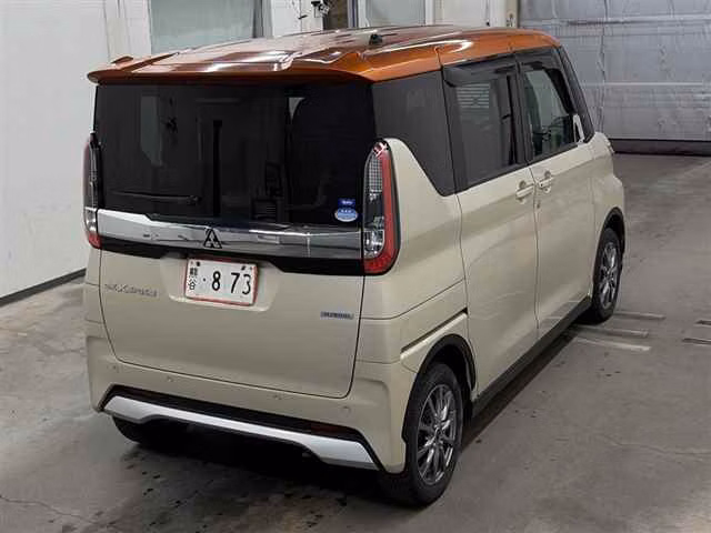 MITSUBISHI EK SPACE