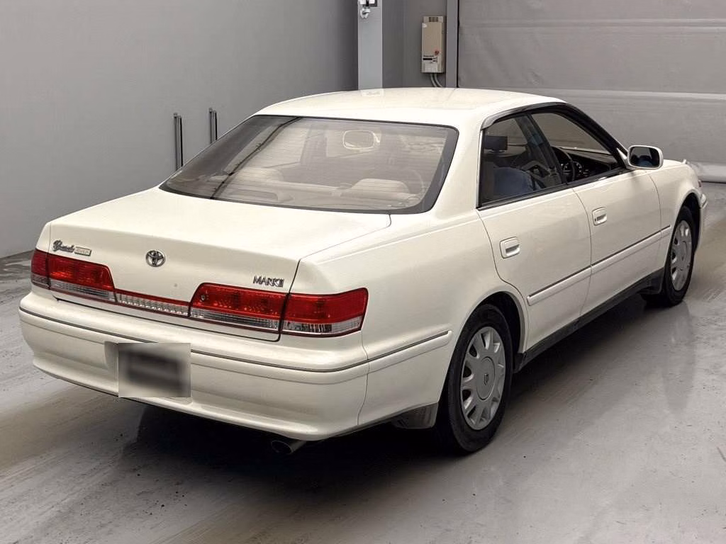 TOYOTA MARK II