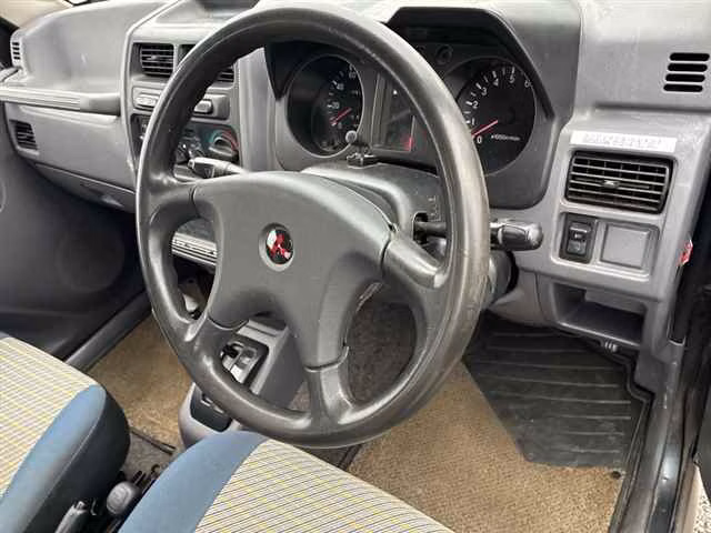 MITSUBISHI PAJERO MINI