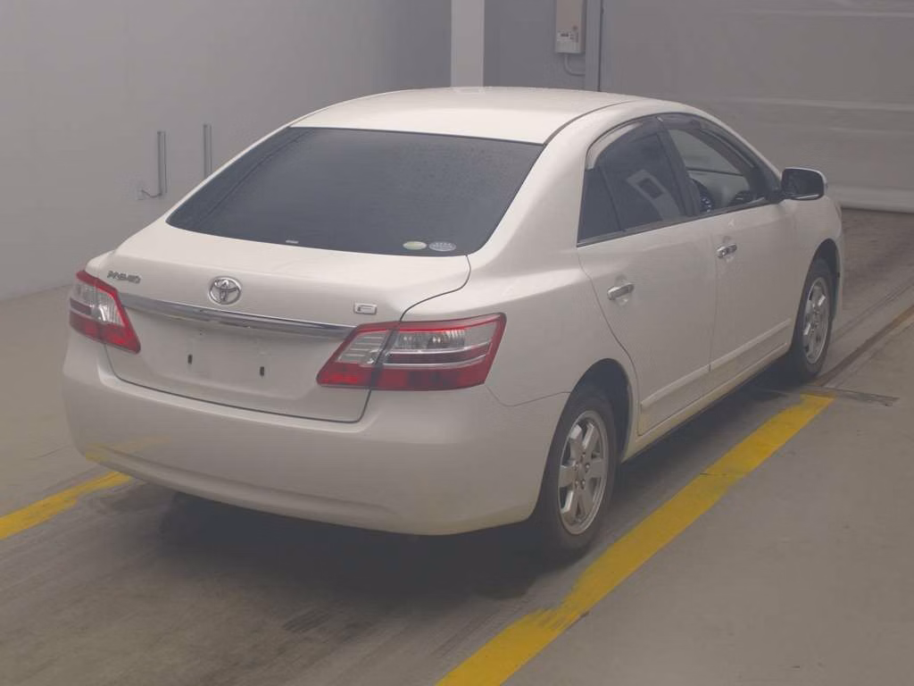 TOYOTA PREMIO