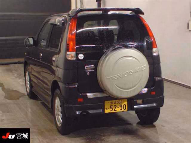 DAIHATSU TERIOS KID