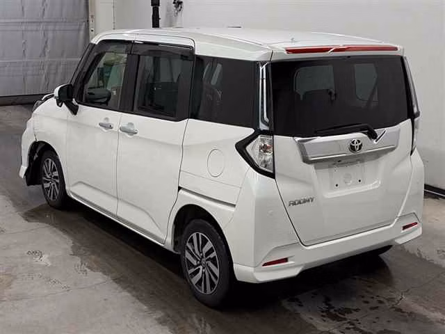 TOYOTA TANK