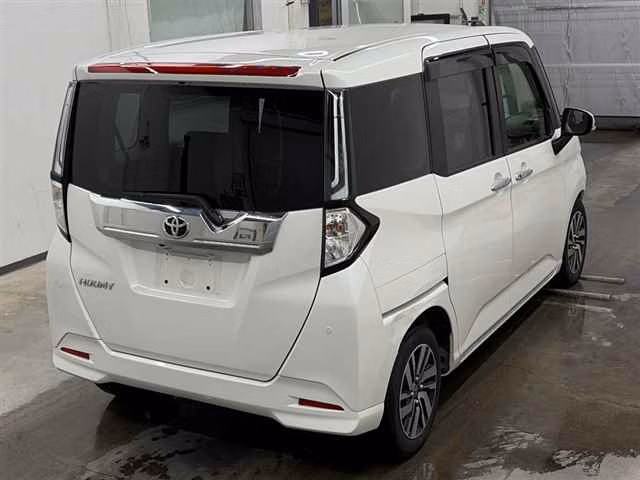 TOYOTA TANK