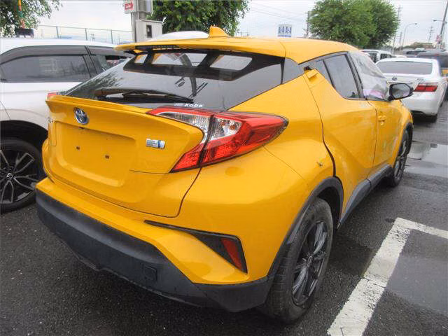 TOYOTA C-HR