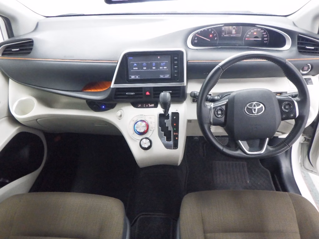 TOYOTA SIENTA