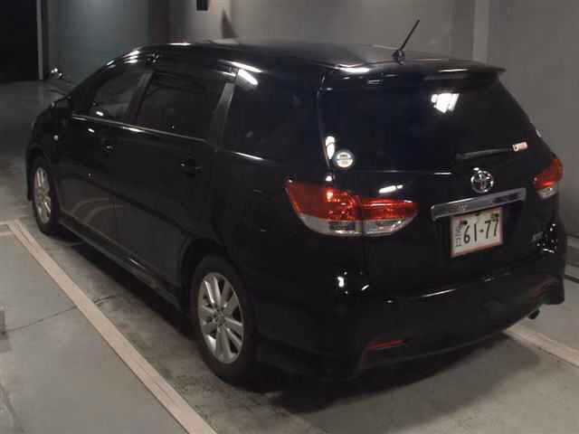 TOYOTA WISH