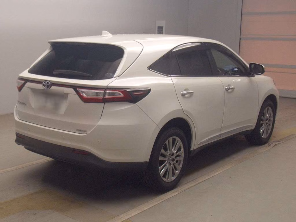 TOYOTA HARRIER