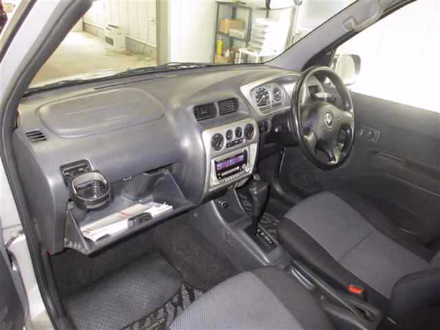 DAIHATSU TERIOS KID