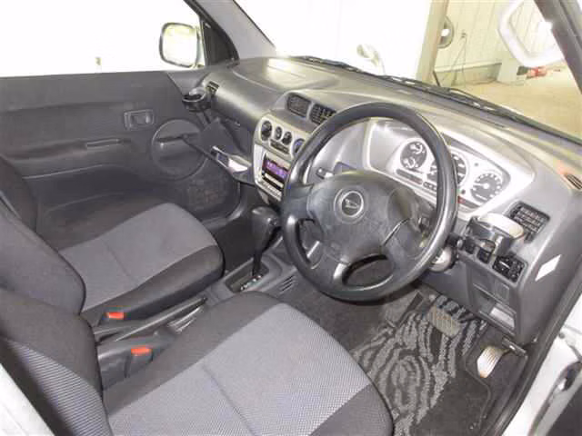 DAIHATSU TERIOS KID