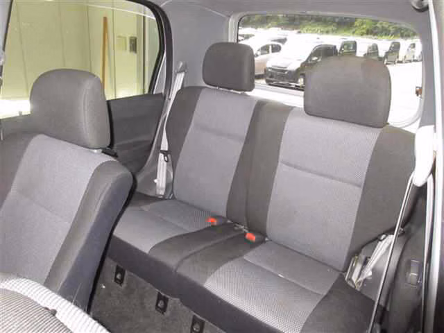 DAIHATSU TERIOS KID