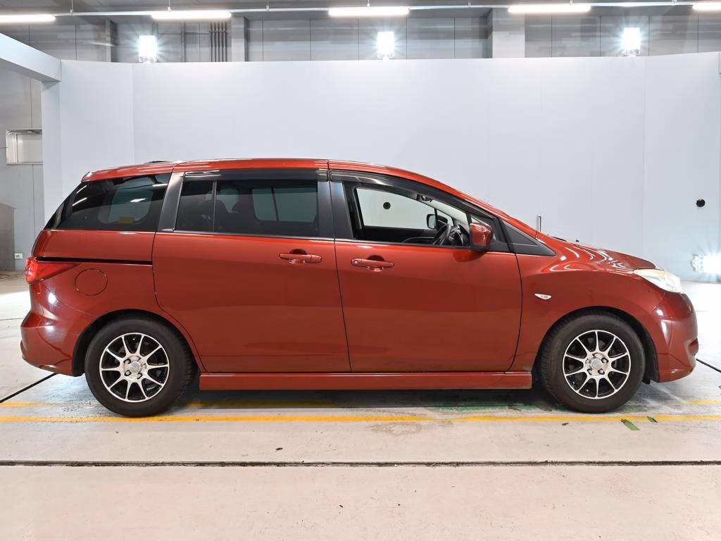 NISSAN LAFESTA