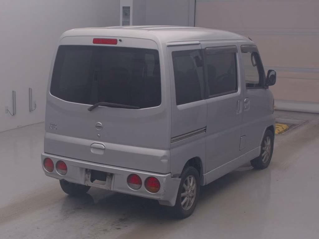 NISSAN CLIPPER