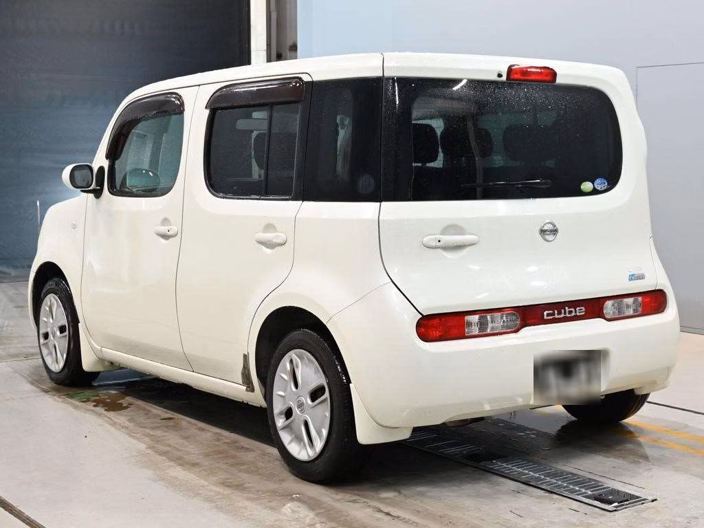 NISSAN CUBE