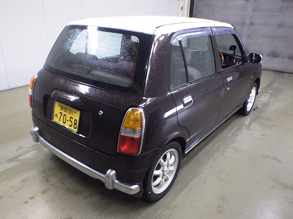 DAIHATSU MIRA GINO