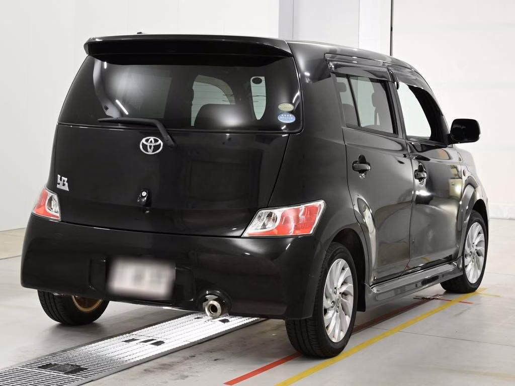 TOYOTA BB