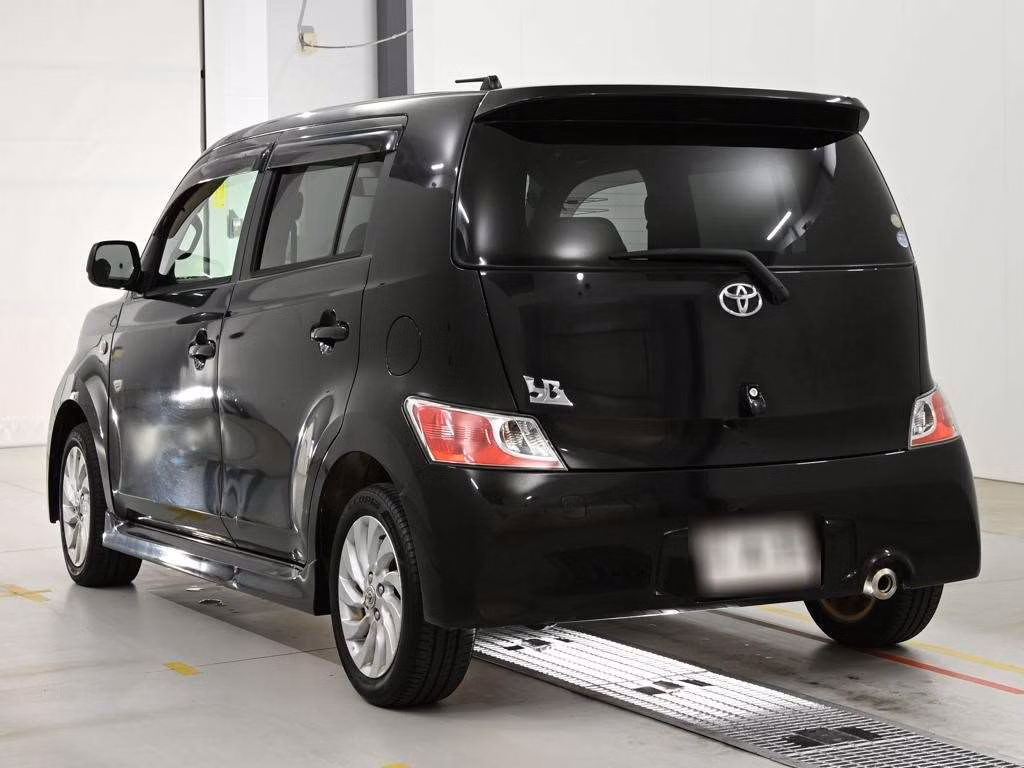 TOYOTA BB