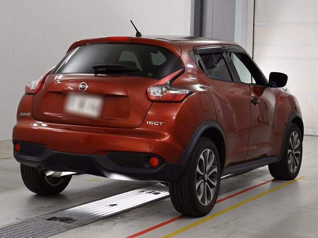 NISSAN JUKE