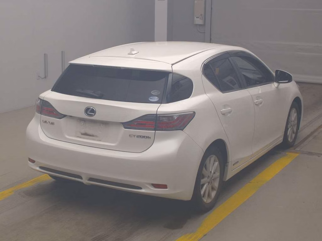 LEXUS CT200H