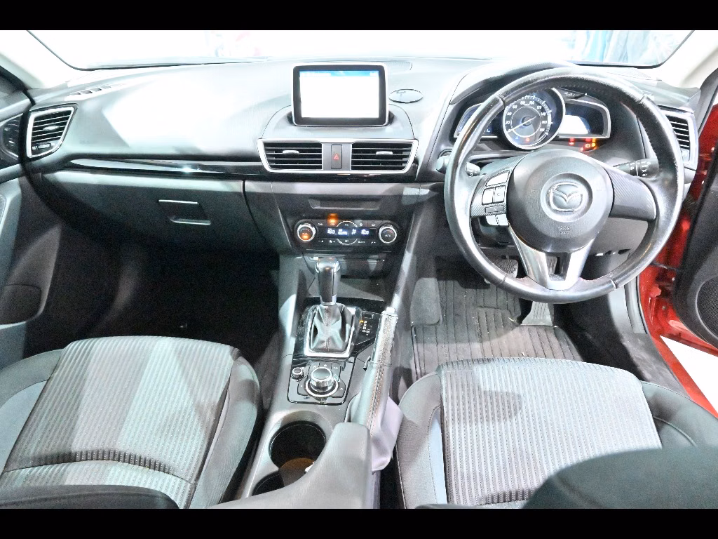 MAZDA AXELA