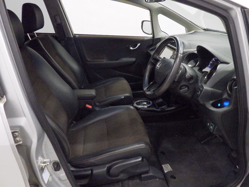 HONDA FIT SHUTTLE