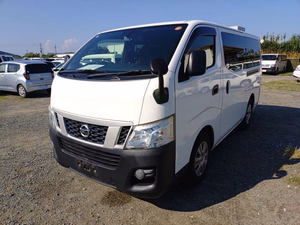 NISSAN NV350 CARAVAN