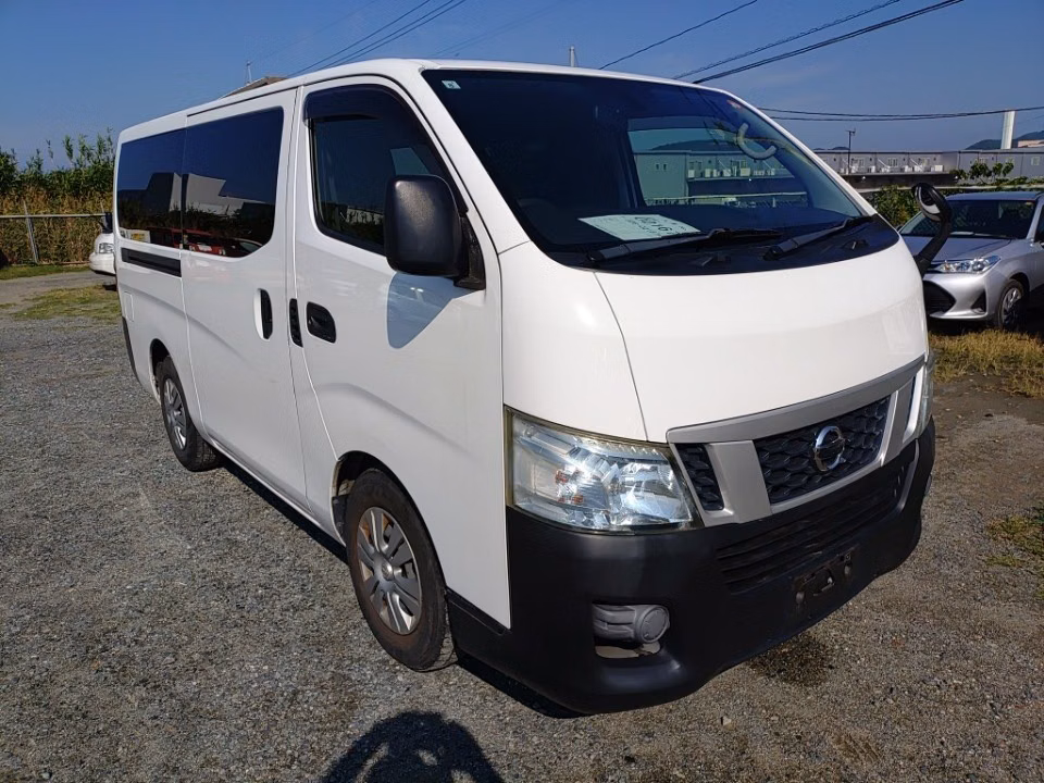 NISSAN NV350 CARAVAN