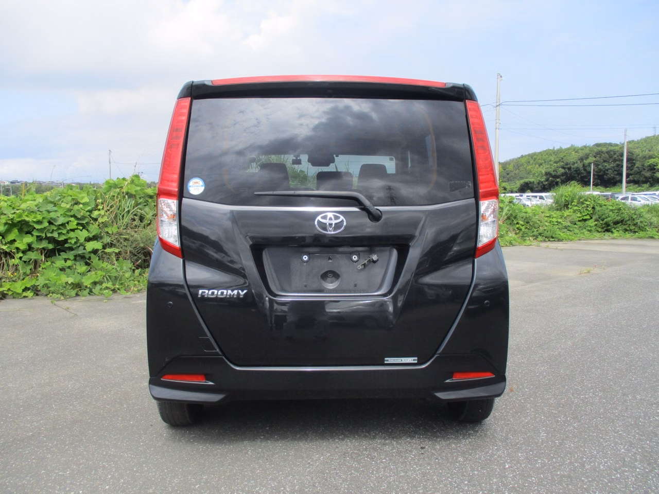 TOYOTA ROOMY