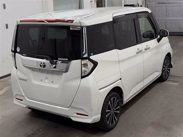 TOYOTA TANK