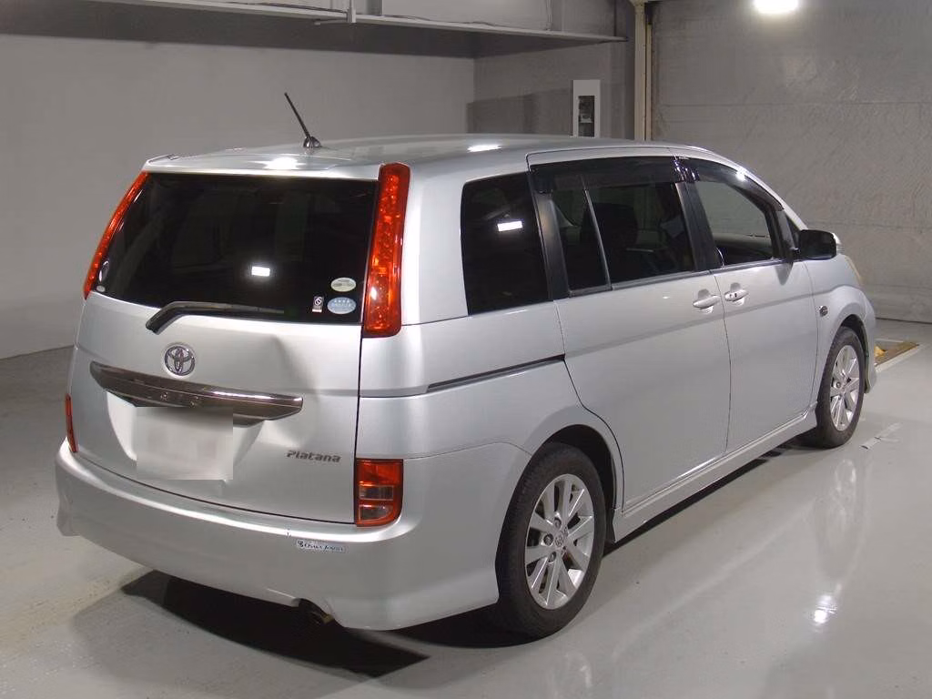 TOYOTA ISIS