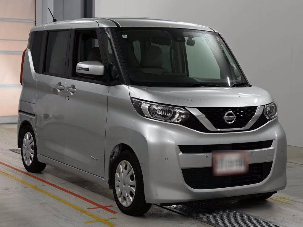 NISSAN ROOX