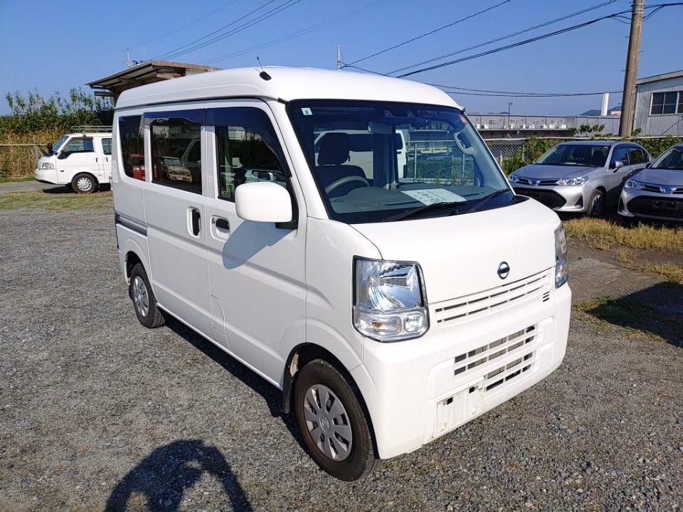 NISSAN NV100 CLIPPER