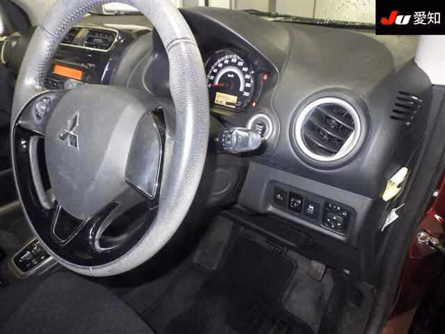 MITSUBISHI MIRAGE