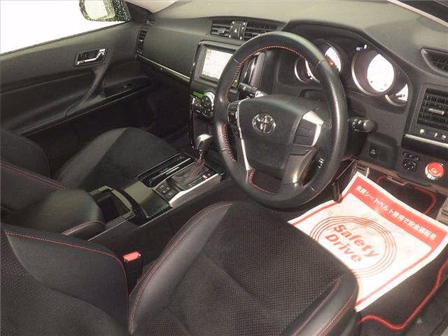 TOYOTA MARK X