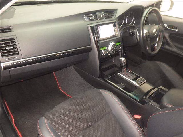 TOYOTA MARK X