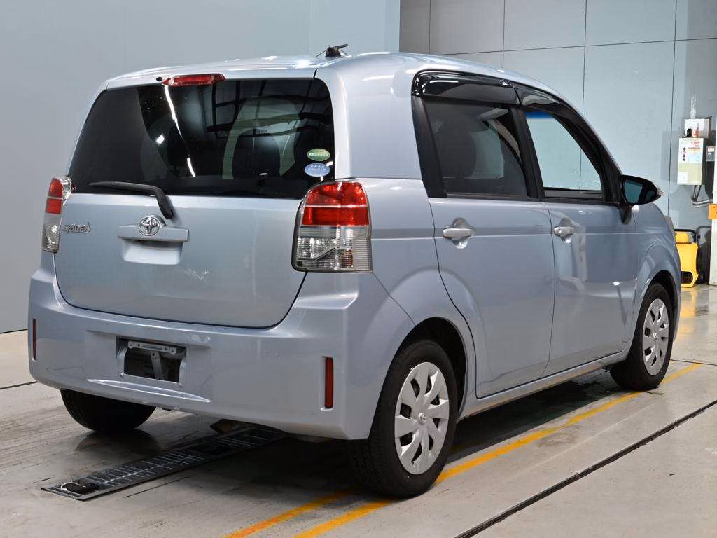 TOYOTA SPADE