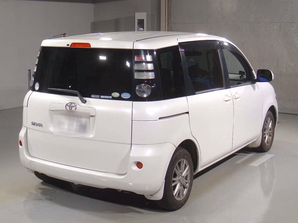 TOYOTA SIENTA
