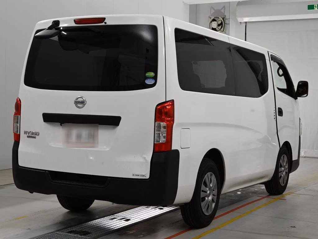NISSAN NV350 CARAVAN